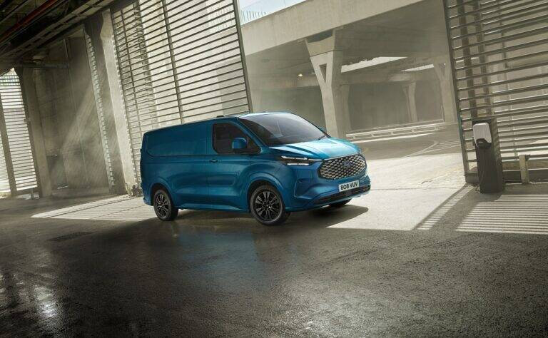 2022_FORD_E-TRANSIT_CUSTOM_02-768x474