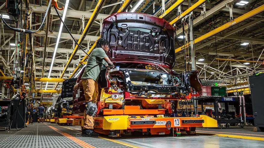 2022-ford-f-150-lightning-ligne de montage