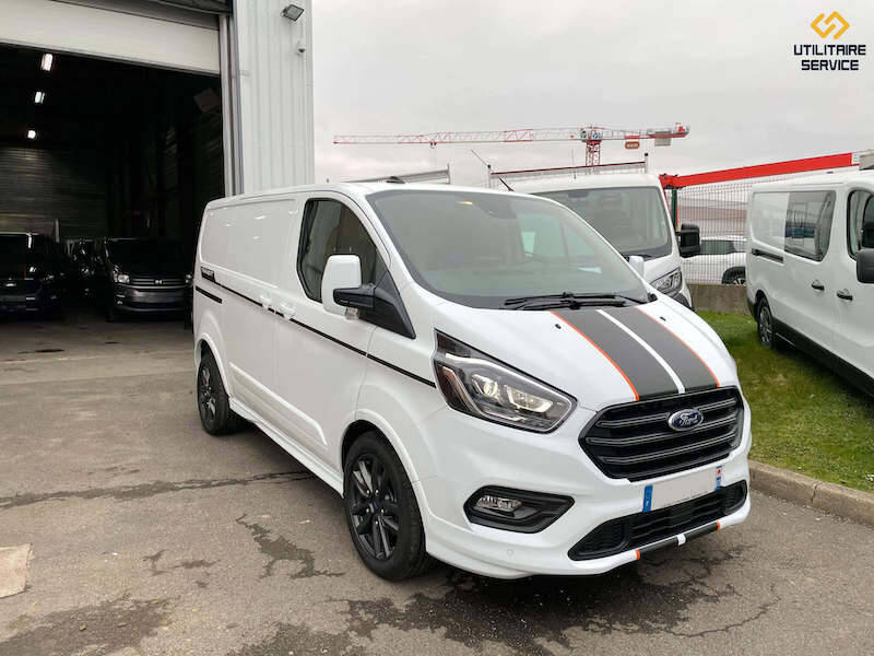 Ford custom Sport