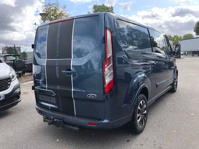 ford-transit-custom-sport-bleu