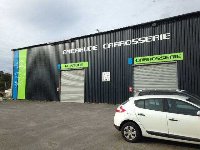 Façade emeraude carrosserie