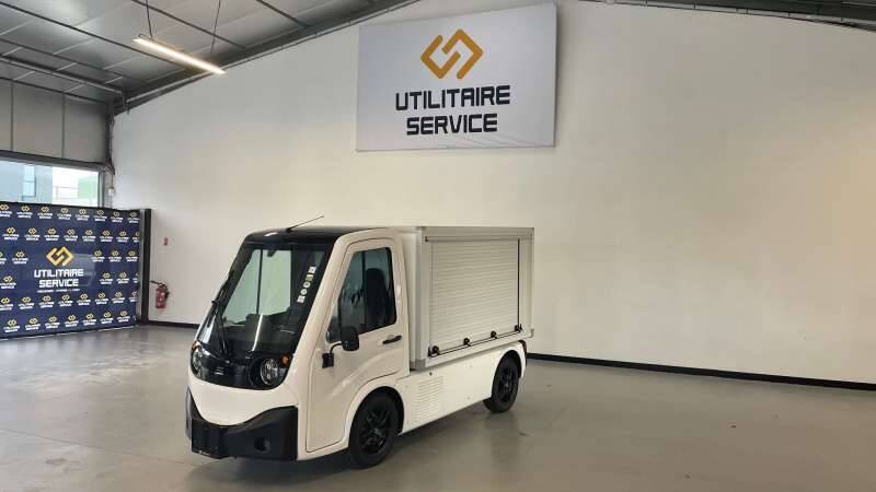 Sevic V500e LAUNCH EDITION AVEC COFFRE ET PORTES ENROULABLES - BATTERIE LITHIUM 16kWh