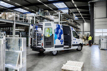 Mercedes-eSprinter-2024-fourgon