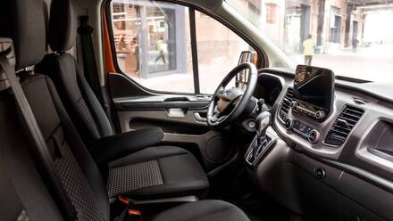 ford-transit_custom-espace-cabine