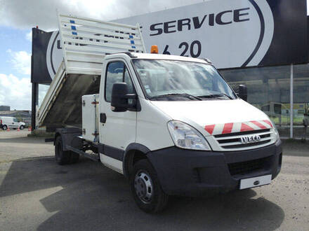 iveco-daily-benne-et-coffre