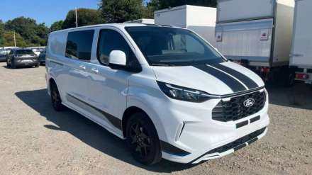 Ford Transit Custom Cabine Approfondie CA 320 L2H1 2.0 ECOBLUE 170 CH BVA8 SPORT 5 PLACES