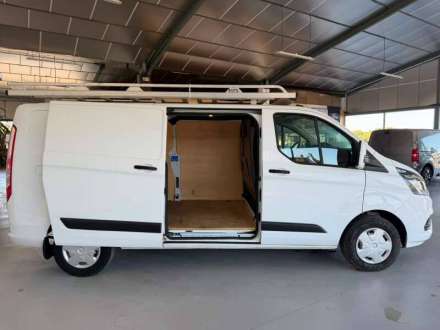 Ford Transit Custom Fourgon 300 L2H1 2.0 ECOBLUE 130 TREND BUSINESS BVM6 GALERIE ECHELLE