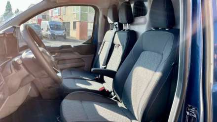 Ford Transit Custom Fourgon 320 L2H1 2.0 ECOBLUE 170 CH BVA8 LIMITED