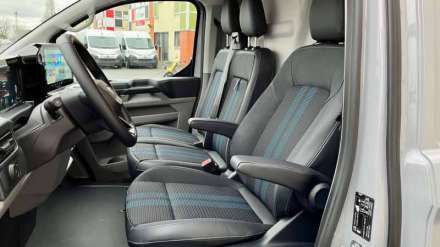 Ford Transit Custom Fourgon 320 L2H1 2.0 ECOBLUE 170 CH BVA8 SPORT