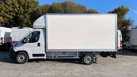 Fiat Ducato Chassis Cabine 3.5 T MAXI 140 CH S&S BVM6 CAISSE GRAND VOLUME HAYON + AUVENT + CAPUCINE