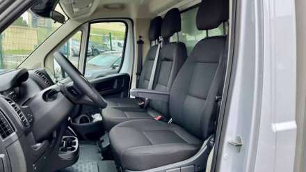 Fiat Ducato Chassis Cabine 3.5 T MAXI 180 CH - CAISSE GRAND VOLUME HAYON + AUVENT + CAPUCINE + PORTE LAT.