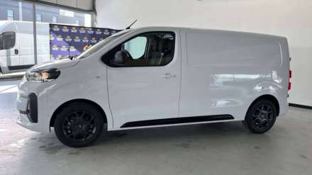 Fiat Scudo Fourgon BLUEHDI 145 M S&S EAT8 PREMIUM PACK CONNECT