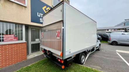 Fiat Ducato Chassis Cabine 3.5 T MAXI 180 CH - CAISSE GRAND VOLUME HAYON + AUVENT + CAPUCINE