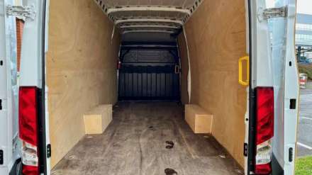 Iveco Daily Fourgon FGN 35 S 18HA8 V16 H2 HI-MATIC