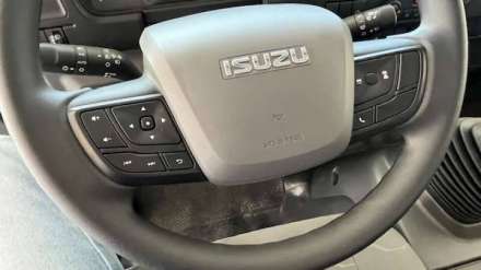 Isuzu M30 5.2 190 CH - empattement H - BRAS AMPLIROLL DALBY + COFFRE