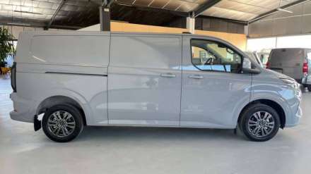 Ford Transit Custom Fourgon 320 L2H1 2.0 ECOBLUE 170 CH BVA8 LIMITED