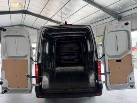 Nissan Interstar Fourgon 3T3 L2H2 2.0 DCI 170 BVA TEKNA