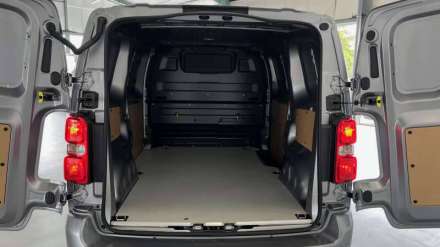 Fiat Scudo Fourgon BLUEHDI 180 M S&S EAT8 PACK LIVRAISON