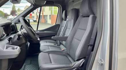 Nissan Interstar Fourgon 3T3 L2H2 2.0 DCI 170 BVA TEKNA
