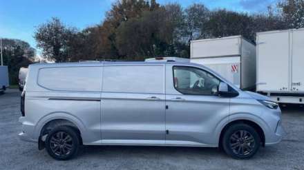 Ford Transit Custom Fourgon 320 L2H1 2.0 ECOBLUE 170 CH BVA8 LIMITED