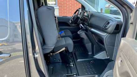 Citroen Jumpy Fourgon FGN M BLUEHDI 145 S&S EAT8