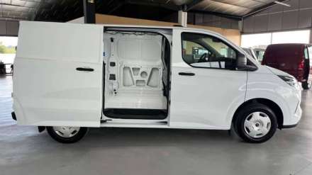 Ford Transit Custom Fourgon 300 L1H1 2.0 ECOBLUE 136 CH TREND + OPTIONS