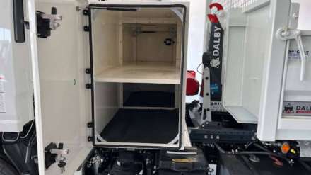 Isuzu M30 5.2 190 CH - empattement H - BRAS AMPLIROLL DALBY + COFFRE