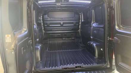 Nissan Primastar Fourgon L1H1 2T8 2.0 DCI 170 S/S BVA9 TEKNA