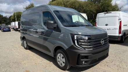 Nissan Interstar Fourgon 3T3 L2H2 2.0 DCI 170 BVA TEKNA