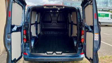 Ford Transit Custom Fourgon 320 L2H1 2.0 ECOBLUE 170 CH BVA8 LIMITED