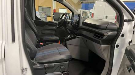 Ford Transit Custom Cabine Approfondie CA 320 L1H1 2.0 ECOBLUE 170 CH BVA8 SPORT