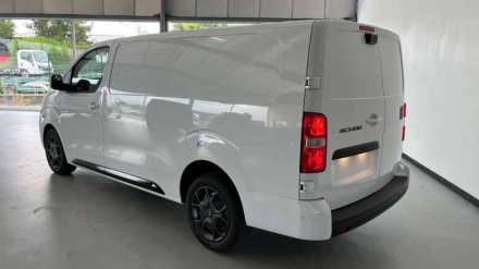 Fiat Scudo Fourgon BLUEHDI 145 XL S&S EAT8 PREMIUM PACK CONNECT