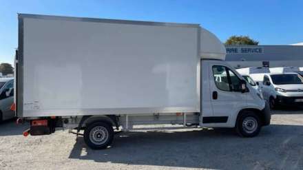 Fiat Ducato Chassis Cabine 3.5 T MAXI 140 CH S&S BVM6 CAISSE GRAND VOLUME HAYON + AUVENT + CAPUCINE