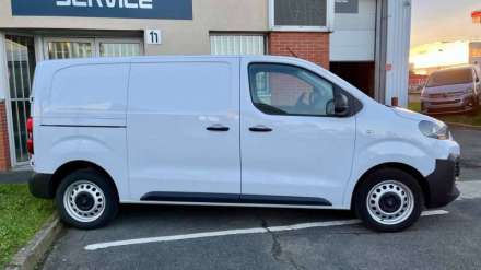 Fiat Scudo Fourgon BLUEHDI 145 M S&S EAT8 PACK CONNECTIVITÉ