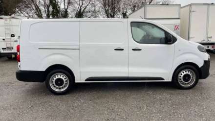 Fiat Scudo Fourgon BLUEHDI 145 XL S&S EAT8 PACK CONNECTIVITÉ