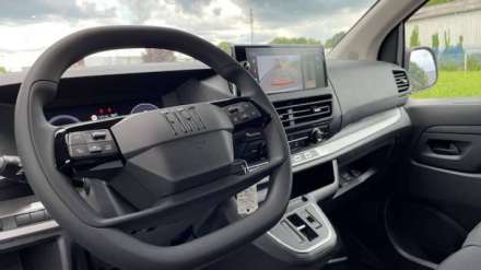 Fiat Scudo Fourgon BLUEHDI 145 M S&S EAT8 PREMIUM PACK CONNECT