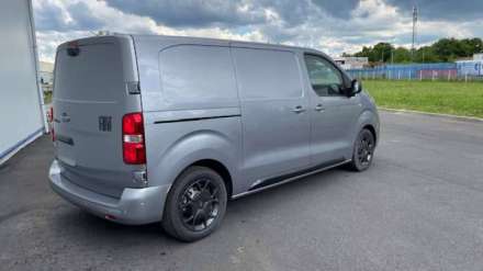 Fiat Scudo Fourgon BLUEHDI 145 M S&S EAT8 PREMIUM PACK CONNECT