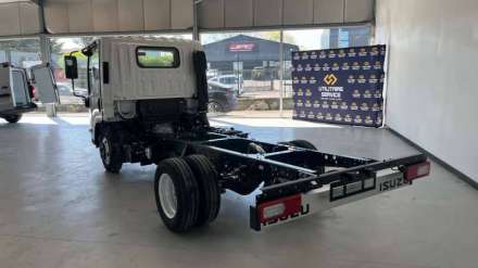 Isuzu M27 Génération 2 EURO VI - EMPATTEMENT F BENNE COFFRE JPM