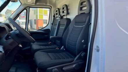 Iveco Daily Fourgon FGN 35C18H V12 H2 Q-TOR HI-MATIC - ATTELAGE