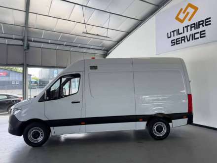 Mercedes-benz Sprinter Fourgon FGN 315 CDI 37S 3.5T FWD FIRST