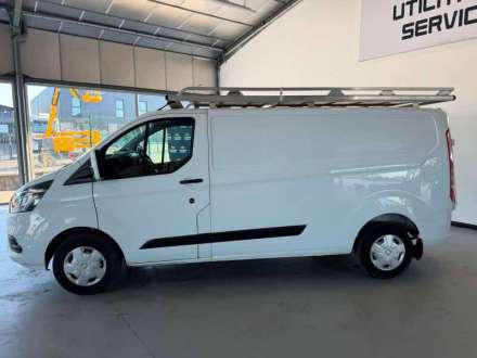 Ford Transit Custom Fourgon 300 L2H1 2.0 ECOBLUE 130 TREND BUSINESS BVM6 GALERIE ECHELLE