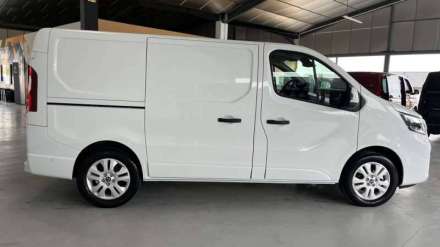 Nissan Primastar Fourgon L1H1 2T8 2.0 DCI 170 S/S BVA9 TEKNA