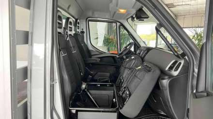 Iveco Daily Chassis Cabine 35S16 2.3 160 CV EMP 4100 PLATEAU 4.40 M
