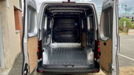 Nissan Interstar Fourgon 3T3 L2H2 2.0 DCI 170 BVA TEKNA
