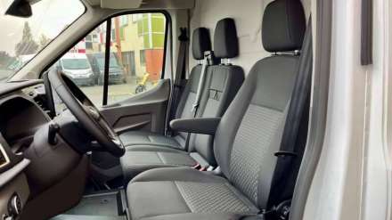 Ford Transit Fourgon Electrique E-TRANSIT FGN 350 L2H3 BATTERIE 75 KWH TREND BUSINESS