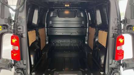 Citroen Jumpy Fourgon FGN M BLUEHDI 145 S&S EAT8