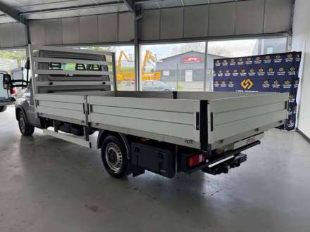 Iveco Daily Chassis Cabine 35S16 2.3 160 CV EMP 4100 PLATEAU 4.40 M
