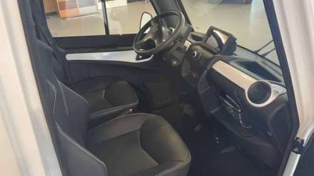 Sevic V500e LAUNCH EDITION AVEC COFFRE ET PORTES ENROULABLES - BATTERIE LITHIUM 16kWh
