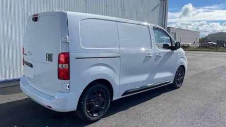 Fiat Scudo Fourgon BLUEHDI 145 M S&S EAT8 PREMIUM PACK CONNECT