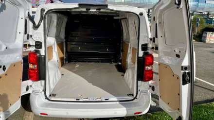 Fiat Scudo Fourgon BLUEHDI 180 M S&S EAT8 PACK LIVRAISON